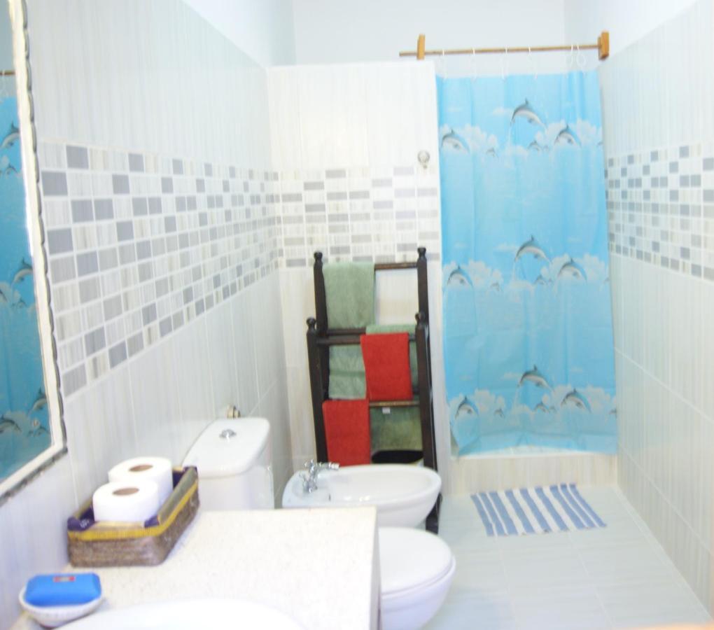 Luciano & Grace Apartments Watamu Exteriör bild